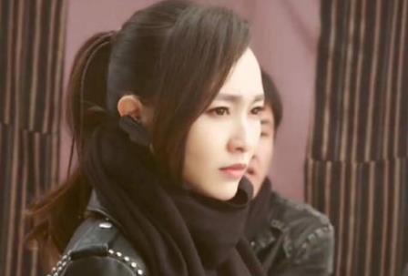 阿宁为什么要当人蛇 阿宁死前为什么要笑