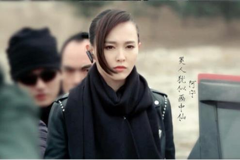 阿宁为什么要当人蛇 阿宁死前为什么要笑