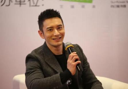 黄晓明有过几任女友  黄晓明最后为什么选择了杨颖 