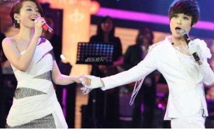 李宇春和张靓颖谁更红 李宇春张靓颖谁的歌传唱度高