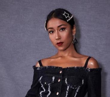 吉克隽逸是什么民族的 吉克隽逸为什么皮肤黑