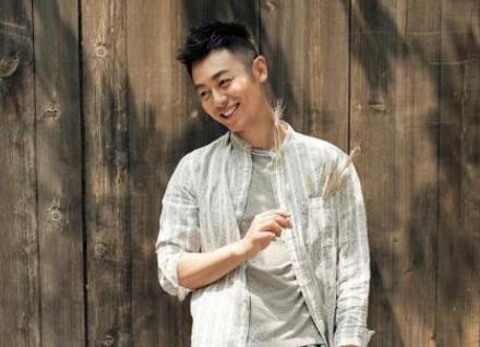 朱亚文几个孩子 朱亚文与沈佳妮是如何走到一起的 朱亚文几个孩子 朱亚文与沈佳妮是如何走到一起的