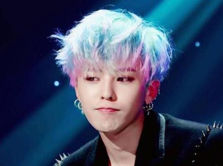 权志龙与iu是什么关系 权志龙退伍之后怎么不红了 权志龙与iu是什么关系 权志龙退伍之后怎么不红了