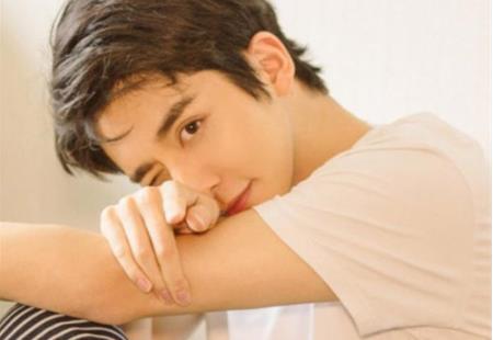 张新成是富二代吗 张新成的人气为什么一直不高 张新成是富二代吗 张新成的人气为什么一直不高