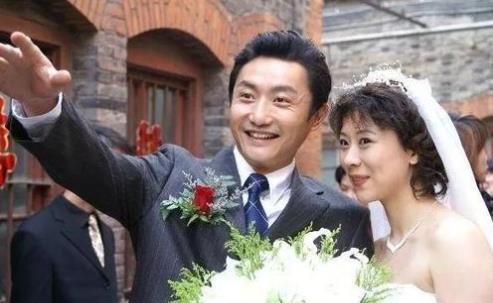 双面胶电视剧讲的是什么  如何评价电视剧双面胶