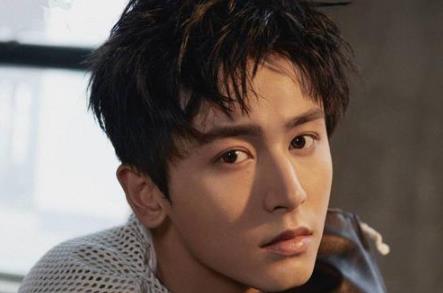 张哲瀚现在是否和肖战撞型 张哲瀚可以复刻肖战的成功吗 