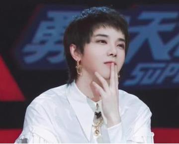 华晨宇父亲华福雄  华晨宇是怎么走红的