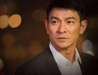 刘德华有几个孩子 刘德华是哪一年出道的 刘德华有几个孩子 刘德华是哪一年出道的