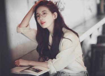 裴秀智男友有哪些 裴秀智和iu什么关系 裴秀智男友有哪些 裴秀智和iu什么关系