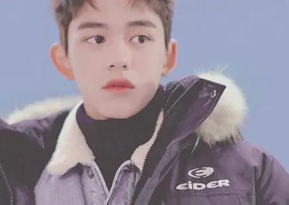 黄旭熙是中泰混血儿吗？ 黄旭熙和宋雨琦什么关系