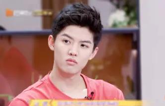 周峻纬英年早婚多少岁 周峻纬微博秀恩爱2021