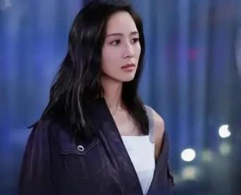 张钧甯男朋友是彭于晏吗 张钧甯和童谣太像了两人关系