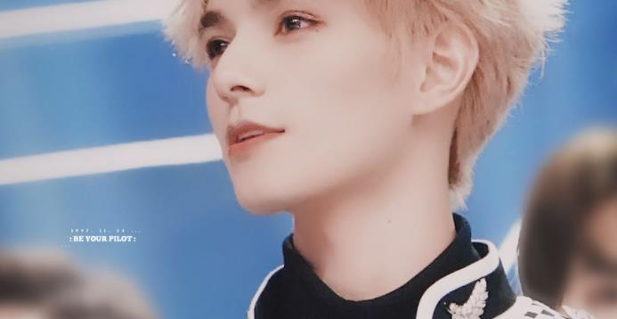 何昶希和郭敬明啥关系 何昶希是哪家公司的 何昶希和郭敬明啥关系 何昶希是哪家公司的