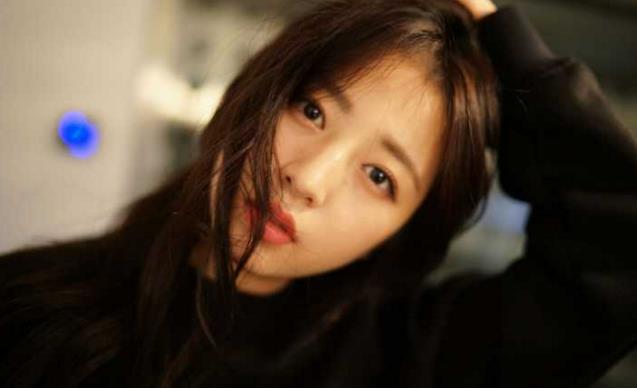 周雨彤和龚俊结婚了吗  周雨彤为什么是肖战的闺蜜