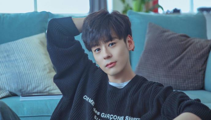 魏哲鸣和徐若晗是什么关系 魏哲鸣徐若晗是真情侣吗 魏哲鸣和徐若晗是什么关系 魏哲鸣徐若晗是真情侣吗