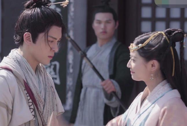 曾舜晞为什么只关注陈钰琪,曾舜晞和陈钰琪什么关系 曾舜晞为什么只关注陈钰琪,曾舜晞和陈钰琪什么关系