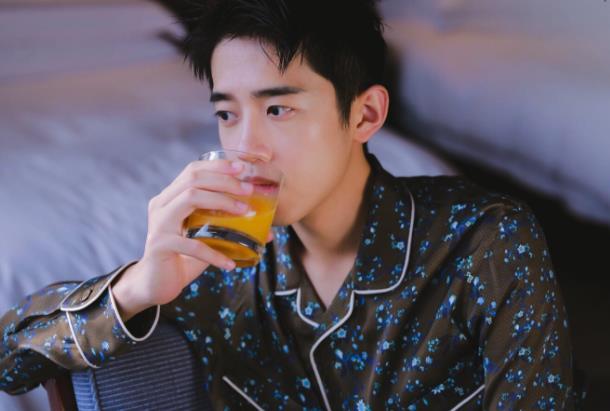 梁靖康为什么叫苍井康,梁靖康年龄多大了