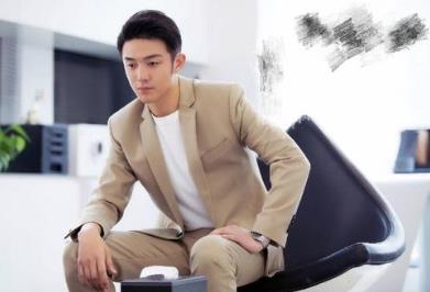 李泽锋妻子是谁名字  李泽锋和杜江长得像对比图