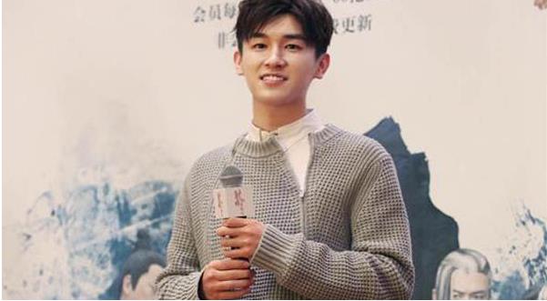 杨旭文的女朋友是谁,杨旭文怎么没消息了