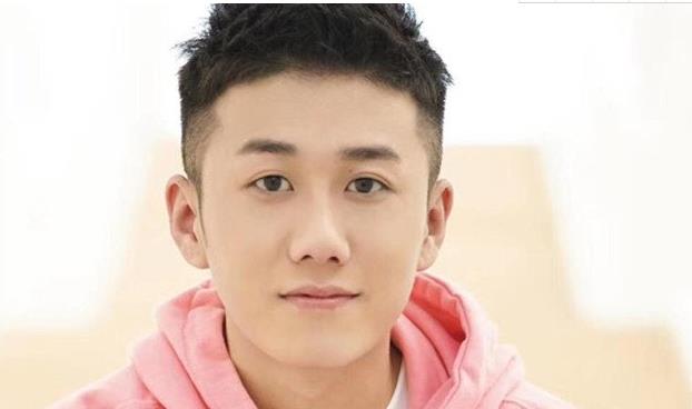 姜冠南为啥叫二代,姜冠南是哪里人 姜冠南为啥叫二代,姜冠南是哪里人