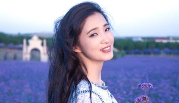 龚蓓苾和唐艺昕很像,龚蓓苾为什么不火