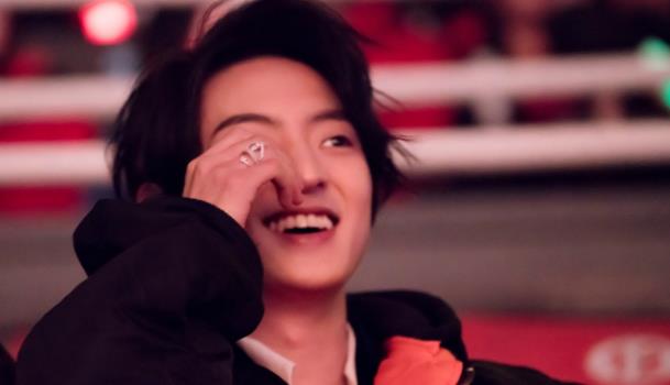 赵天宇的女朋友是谁,赵天宇被哪个公司签约