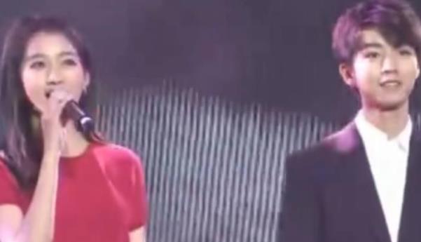 王俊凯和关晓彤是一届吗,王俊凯和关晓彤是一个班吗 王俊凯和关晓彤是一届吗,王俊凯和关晓彤是一个班吗