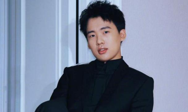 郭麒麟现任女友是谁,郭麒麟现在还说相声吗 郭麒麟现任女友是谁,郭麒麟现在还说相声吗