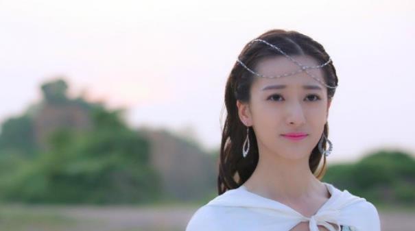 余玥和曹佑宁是什么关系,余玥年龄多大