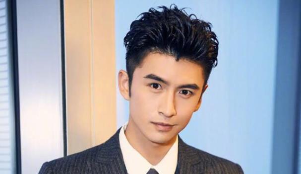 张云龙的妻子是王洋吗,张云龙是富二代