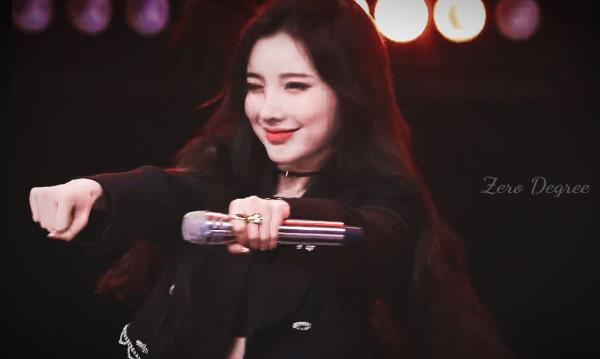 戴燕妮老公是谁,戴燕妮到底多大