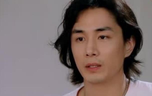 李承铉比戚薇大几岁,戚薇老公李承铉是哪国人