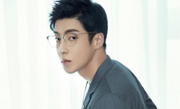 高瀚宇和邓伦好像,高瀚宇是哪个公司的艺人 高瀚宇和邓伦好像,高瀚宇是哪个公司的艺人