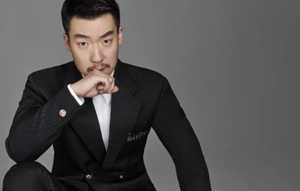 演员吴晓亮老婆,吴晓亮是哪个公司的