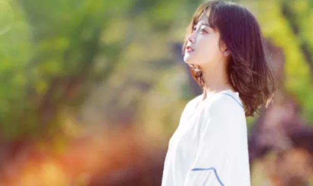 郑湫泓的男朋友是谁,郑湫泓怎么出道 郑湫泓的男朋友是谁,郑湫泓怎么出道