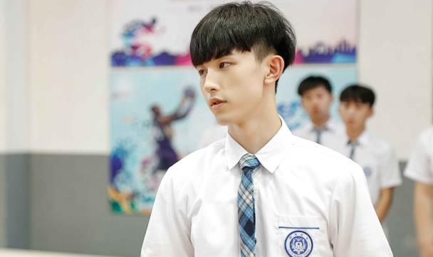 郭俊辰的对象是谁,郭俊辰是怎么被发现的 郭俊辰的对象是谁,郭俊辰是怎么被发现的