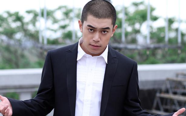 刘冠麟和王学兵长的像,刘冠麟是哪里人 刘冠麟和王学兵长的像,刘冠麟是哪里人