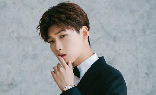 邢昭林和杨洋长的像,邢昭林和杨洋是什么关系