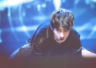 张真源巴蜀中学真的吗 张真源严浩翔为什么叫竹马