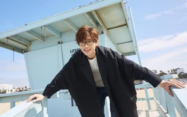 黄龄许嵩为什么分手,为什么说央视惯着许嵩 黄龄许嵩为什么分手,为什么说央视惯着许嵩