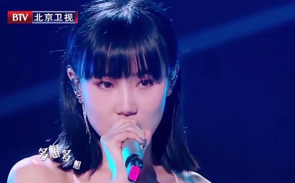 黄龄个人资料简介身高,黄龄的痒表达了什么