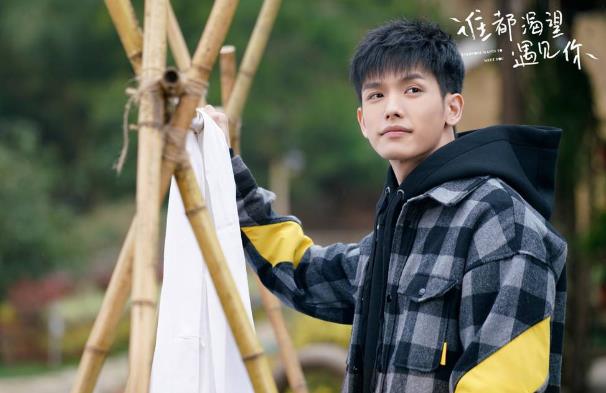 王以纶的女朋友是谁,王以纶有过几段恋情 王以纶的女朋友是谁,王以纶有过几段恋情