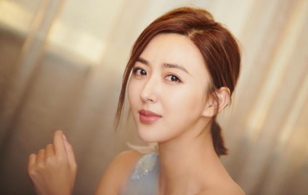 徐小飒个人资料介绍及身高,徐小飒主演电视剧大全 徐小飒个人资料介绍及身高,徐小飒主演电视剧大全