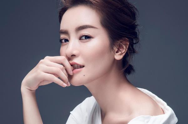 李晟和赵薇对比照,李晟怎么出道的 李晟和赵薇对比照,李晟怎么出道的