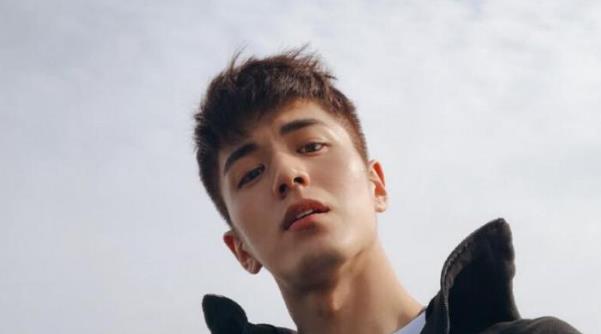 李九霖的女朋友是谁,李九霖真实身高 李九霖的女朋友是谁,李九霖真实身高