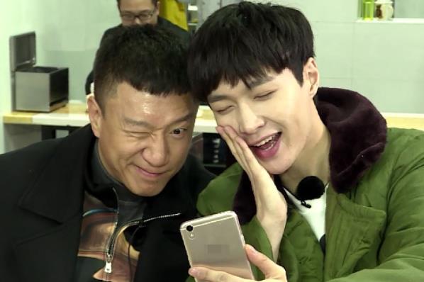 孙红雷和张艺兴一起演了什么电视剧,张艺兴与孙红雷是一对