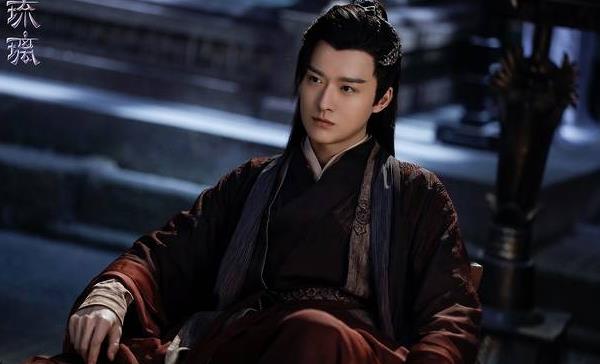 傅方俊和姚奕辰长的好像,傅方俊是哪个经纪公司的