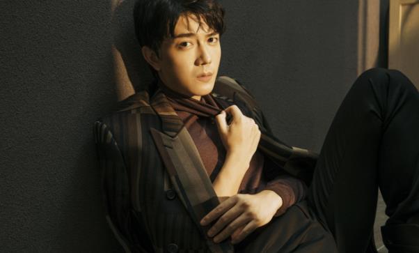 李亭哲和张智尧是不是很像,张智尧哪里人 李亭哲和张智尧是不是很像,张智尧哪里人