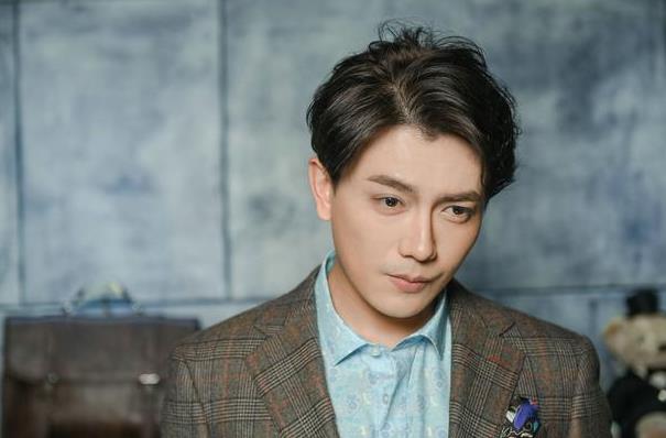 李亭哲和张智尧是不是很像,张智尧哪里人 李亭哲和张智尧是不是很像,张智尧哪里人