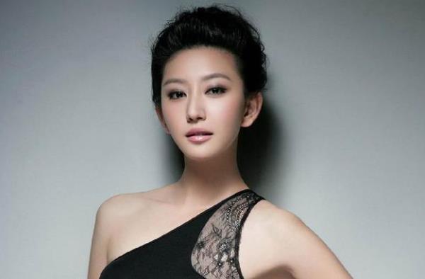 唐一菲个人资料简介及照片,唐一菲主演的电视剧有哪些 唐一菲个人资料简介及照片,唐一菲主演的电视剧有哪些